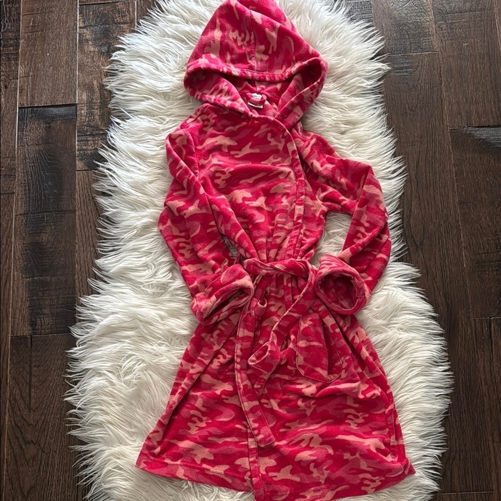 Pink Camouflage Hooded Robe
